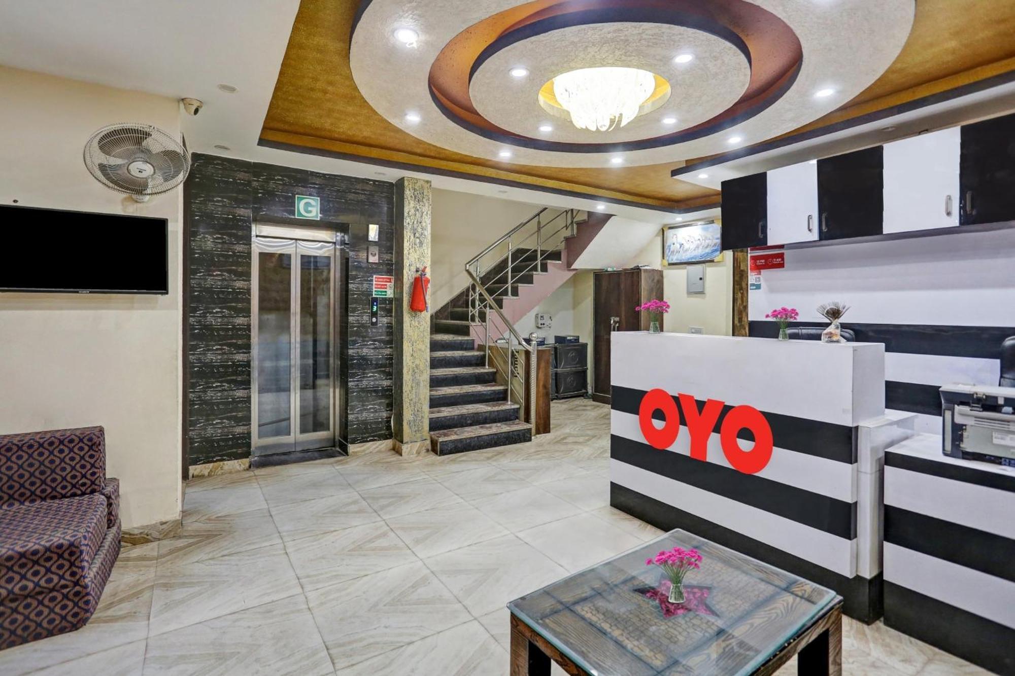 Hotel O Hotel Blue Orchid Nowe Delhi Zewnętrze zdjęcie