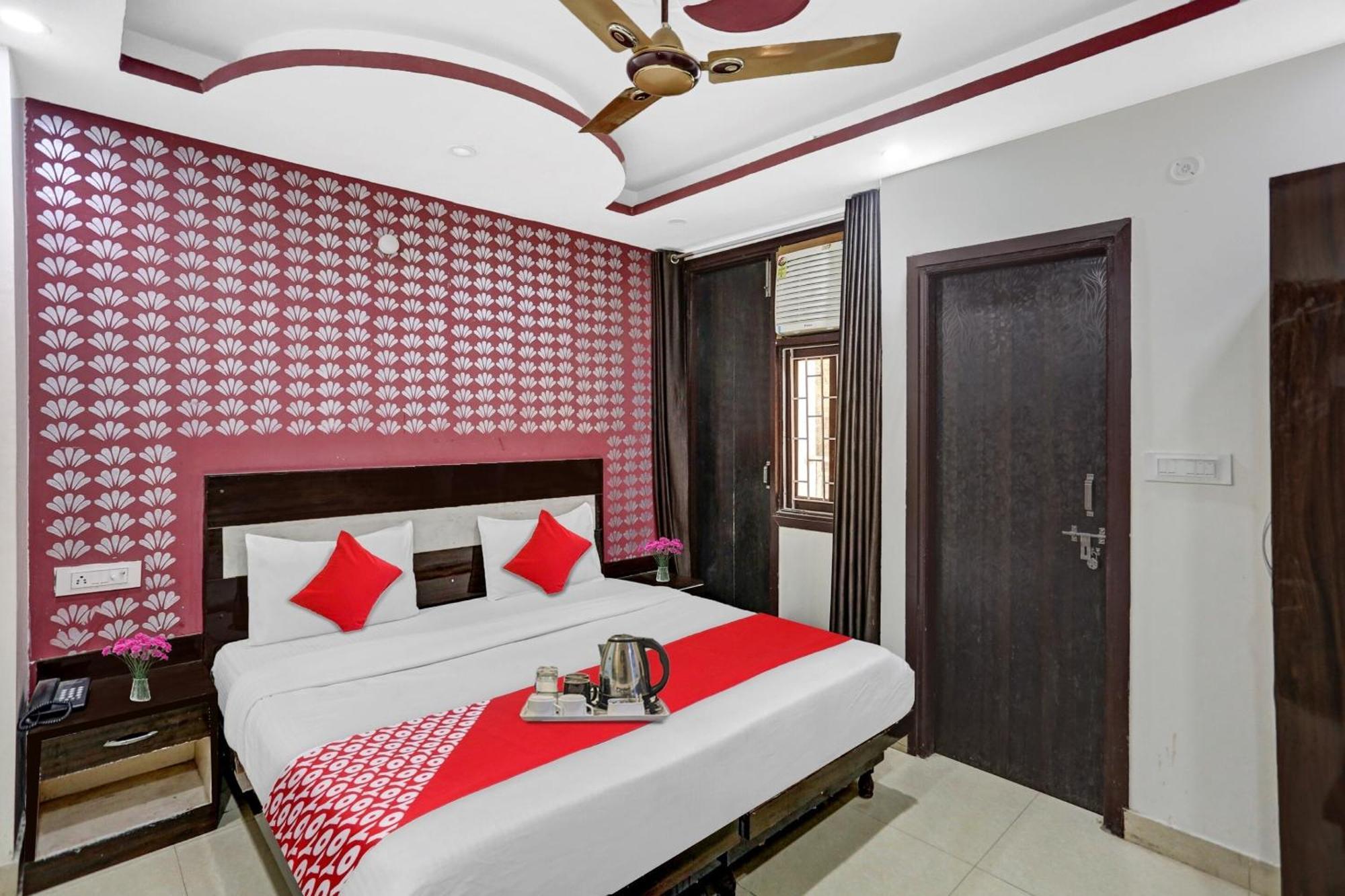 Hotel O Hotel Blue Orchid Nowe Delhi Zewnętrze zdjęcie